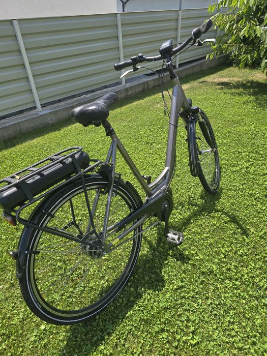 Bicicleta cu motor electric Lehm 28