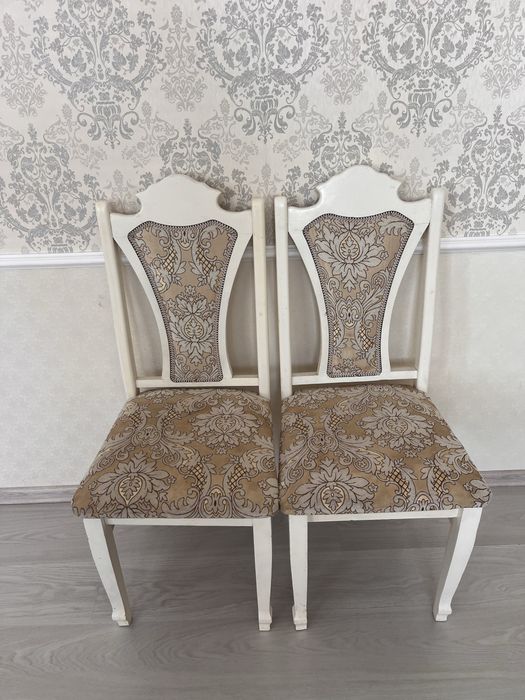 Продам стол со стульями