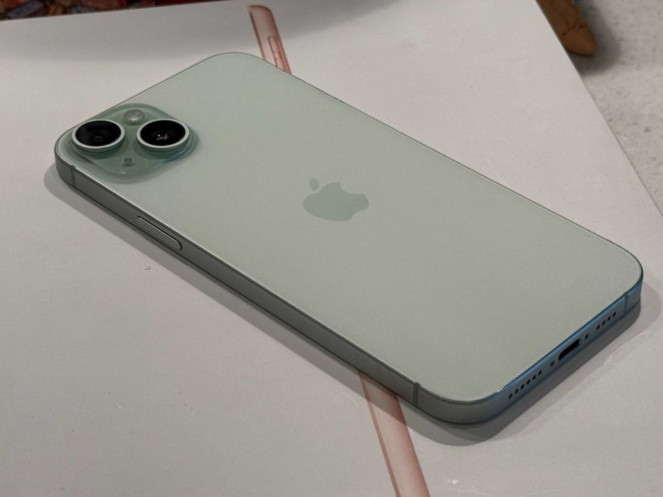 iPhone 15 Plus 128GB Green – Отличен, 100% Батерия!