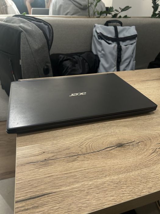 Игровой Acer Aspire 7 / i7-9750H / GTX1650 / 8GB / SSD