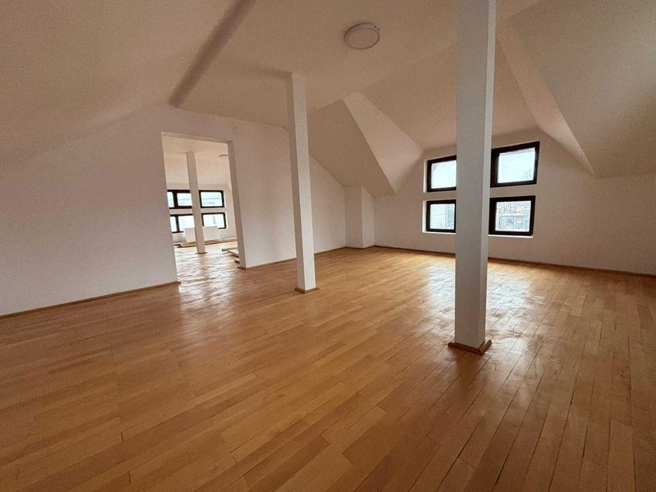 Inchiriez spații comerciale in centrul orasului