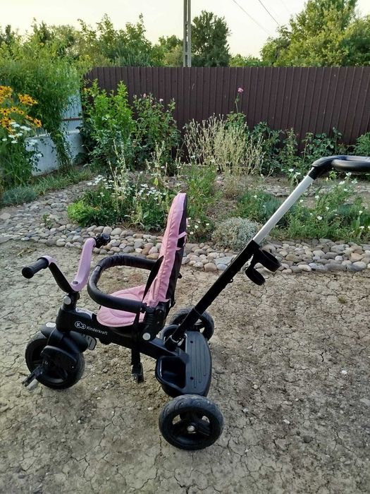 Tricicletă Kinderkraft roz pedale umbrelă