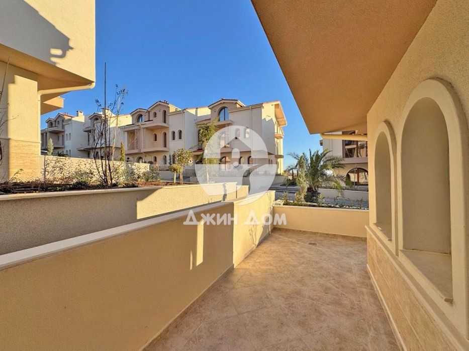 Продава се Двустаен апартамент в с. Кошарица, Област Бургас - 56 кв.м за 774 €/кв.м - Снимка #8