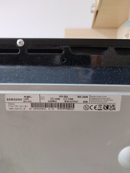 Микровълнова фурна с грил- Samsung GE83X/BOL