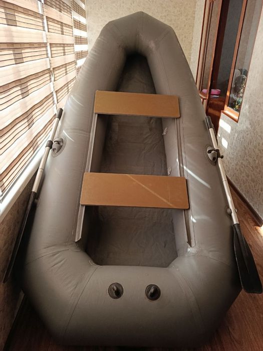 Лодка Мурена 270