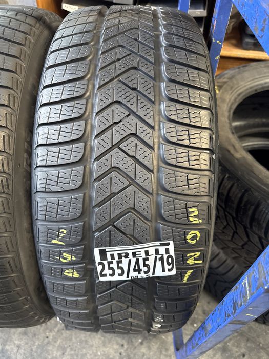 255/45/19 Pirelli M+S