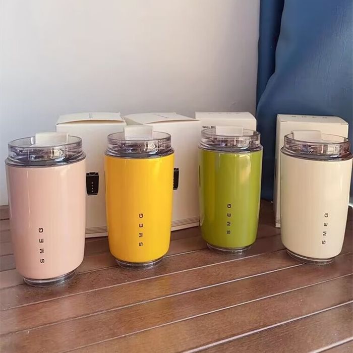 Smeg pahar termoizolant