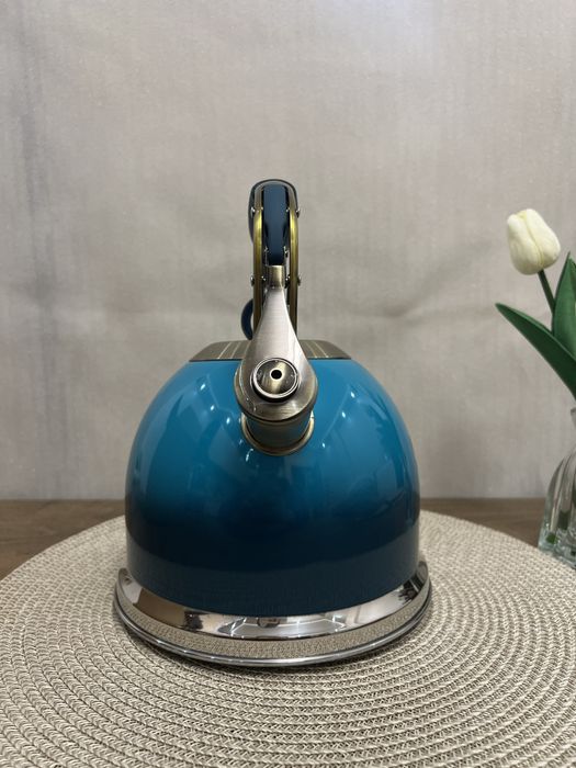 Чайник Lazneyru