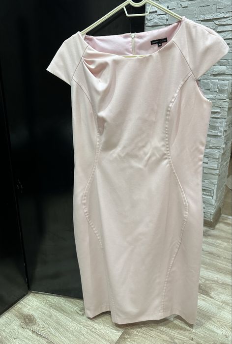 Елегантна рокля за повод