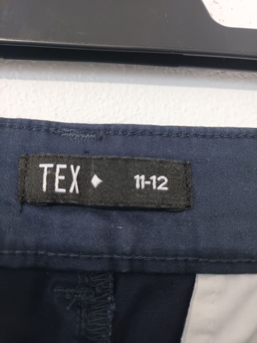 Pantaloni slim fit de culoare bleumarin