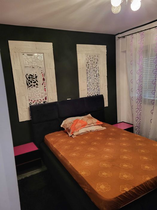 Inchiriez apartament