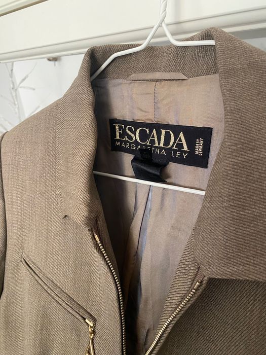Намалено! ESCADA Ново Вълнено Сако Блейзер