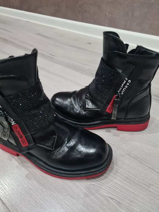 Ботинки демисезонные (осень-весна) на девочку