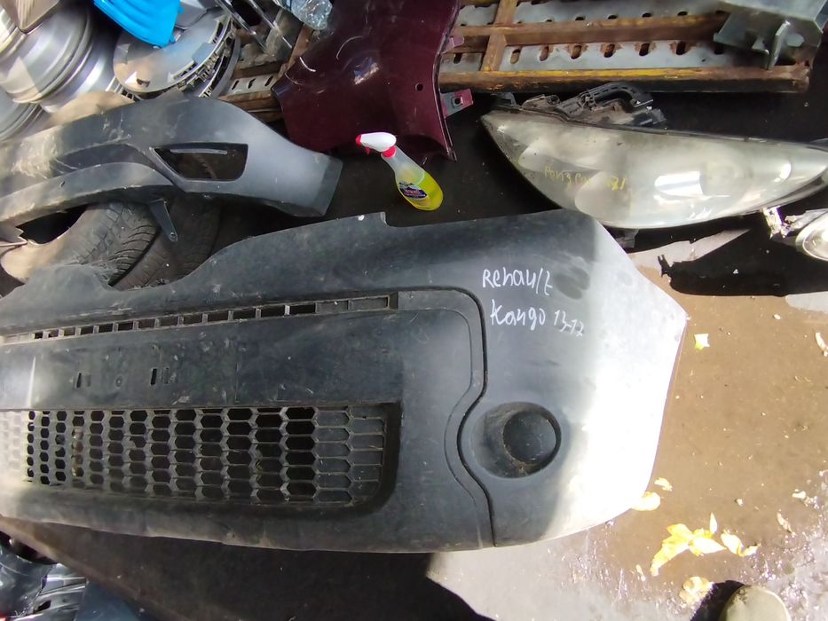 Предна броня за Renault Kango 13-17