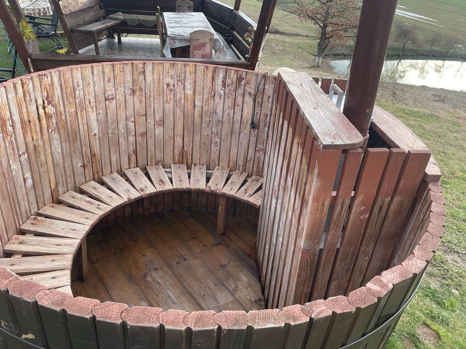 Ciubăr de lemn 8-10 persoane