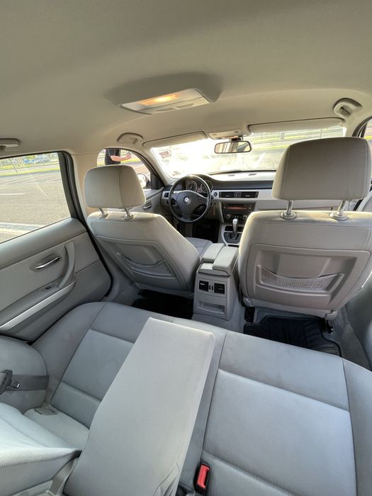 Bmw seria 3 e90 facelift 2012