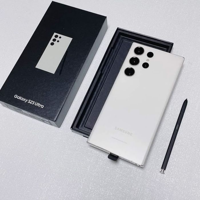 S 23 Ultra full hamma narsasi bor