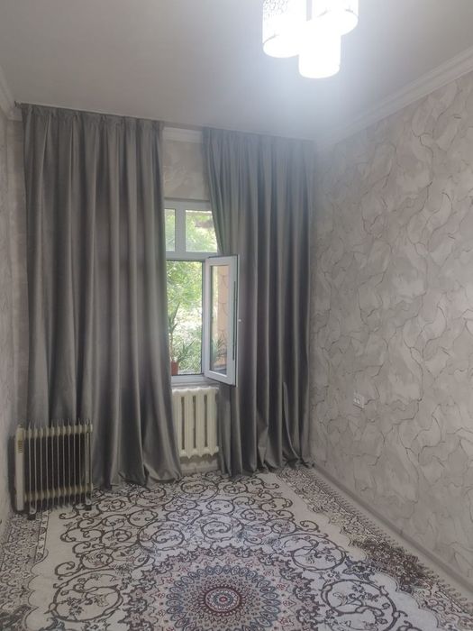 2/1/5 Сергели 2. Квартира 58 м², с ремонтом. Есть огород. Метро 500 м.