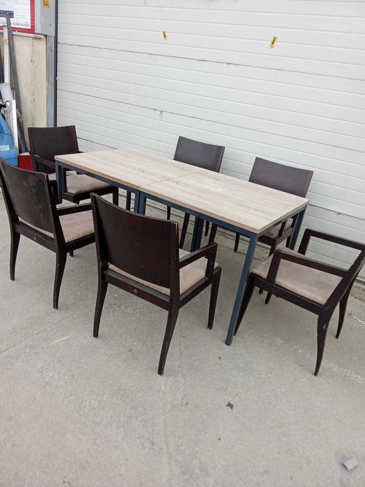 Set masă și scaune din lemn pentru restaurant / cafenea / bucătărie