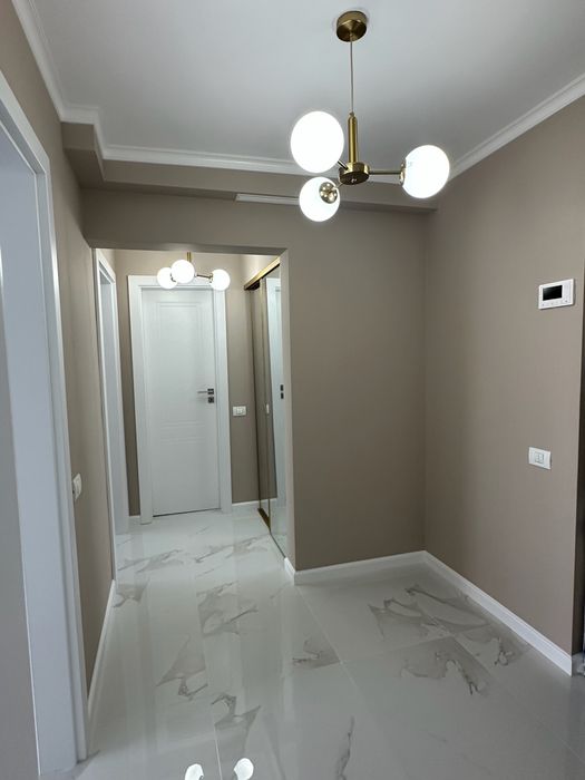 De închiriat – Apartament 2 camere | Prima închiriere | Tomis Nord | Vedere superbă către lac