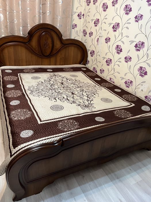 Продам комплект спального гарнитура