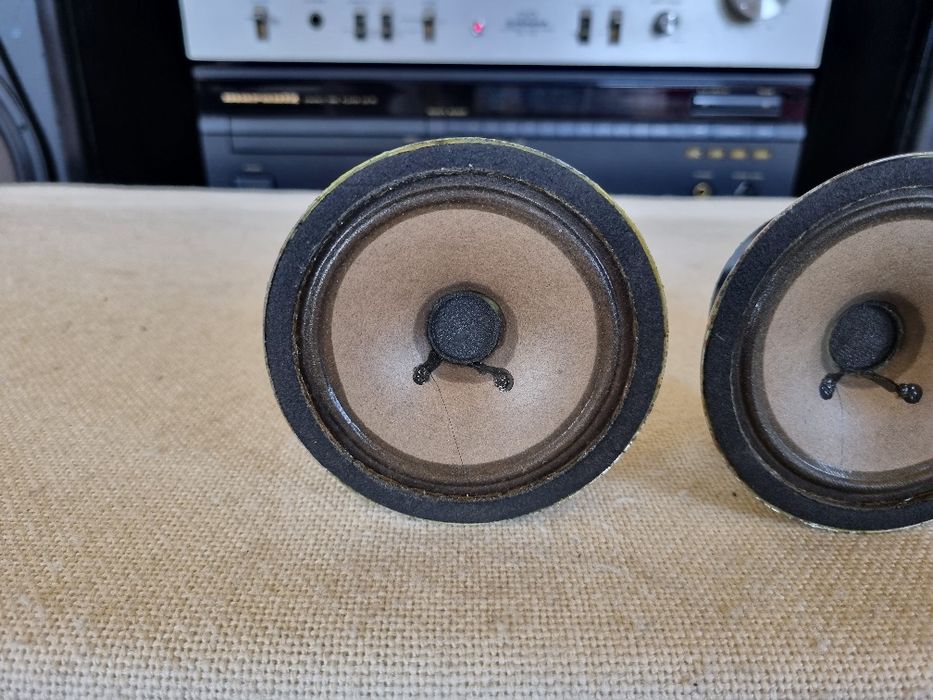 Set Difuzoare Medii Grundig. 4 ohms, 10 watts, 8,9 cm. Impecabile