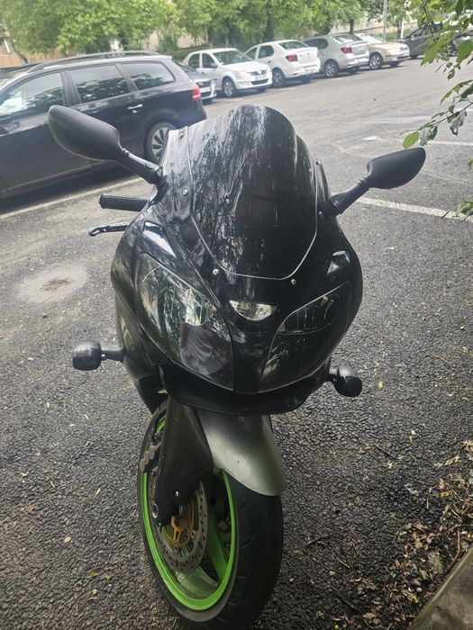 ●KM レア kawasaki zx7r • Anunturi gratuite • OLX.ro