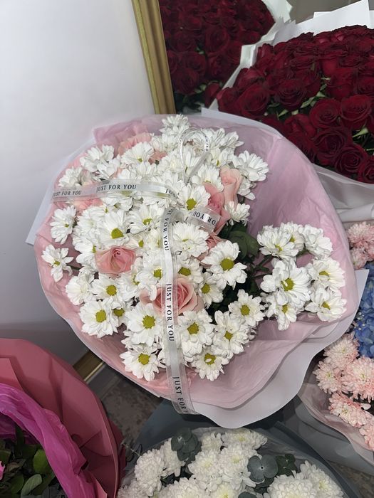 Букеты 3 шт каждый 5 тыс