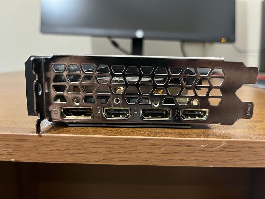 Видео карта Gigabyte RTX 3060 Ti GAMING OC 8GB