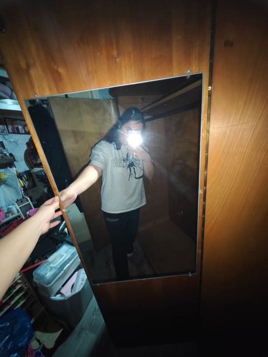 Продам шкаф лакированный