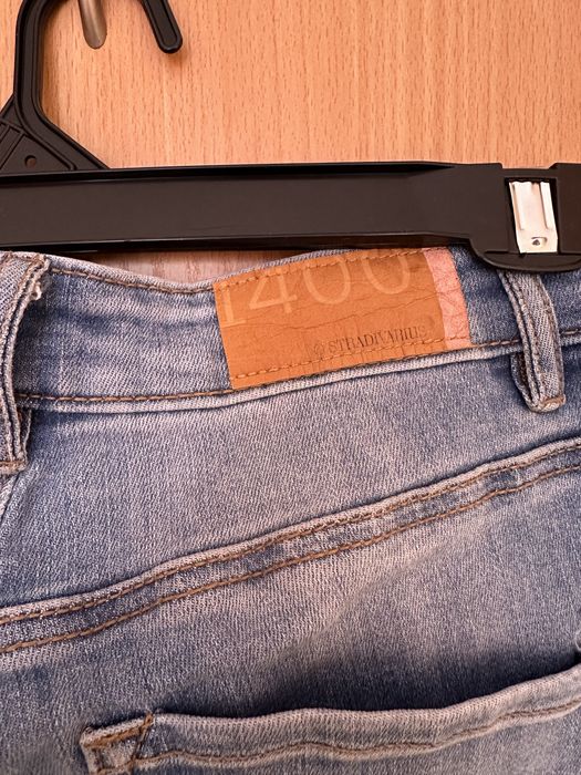 Дамски дънки Stradivarius