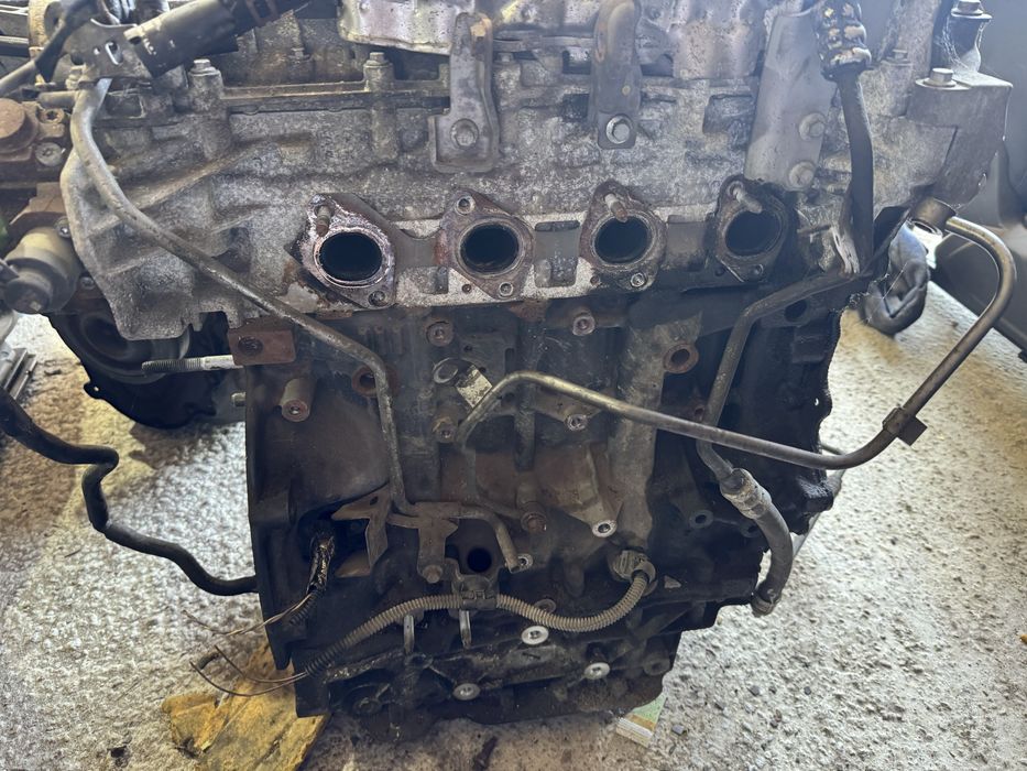 Motor Opel Vivaro 2.0 diesel 2010 M9RM Trafic Renault Nissan