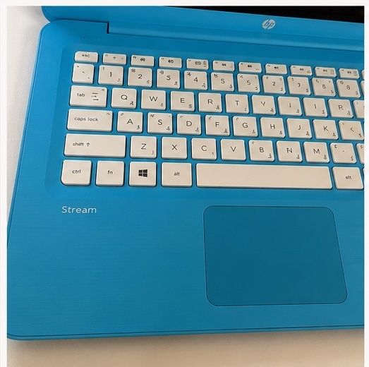 Laptop HP Stream albastru – stare foarte bună