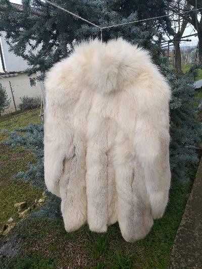Пълто от естествена лисича кожа(бяла)