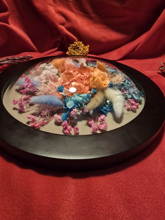 Tablou cu flori naturale uscate și conservate