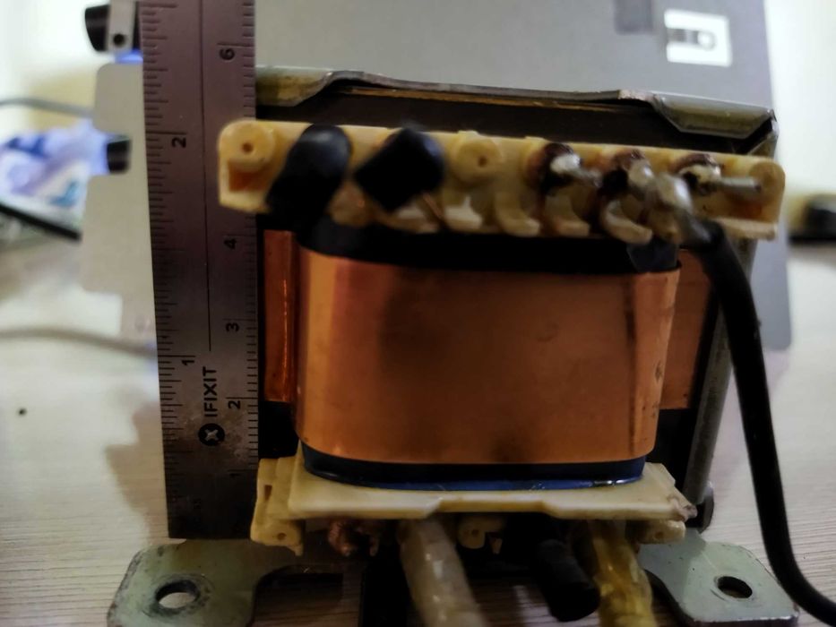 Трансформатор  30 В, 15 В, 5 В, 8 В