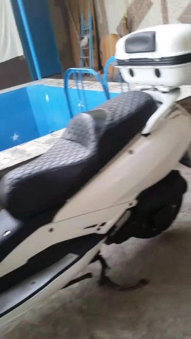 Продам большой Максискутер 175