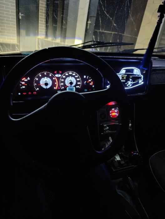 2107 sotiladi yil 2009 injektor 03