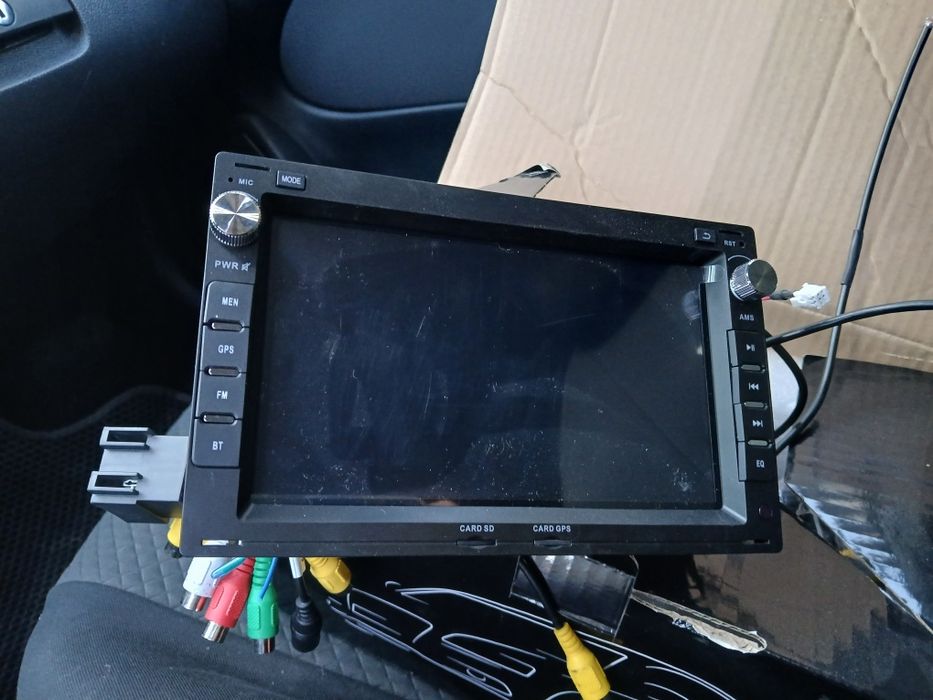 Navigatie dedicată,Golf 4. Skoda Octavia 1