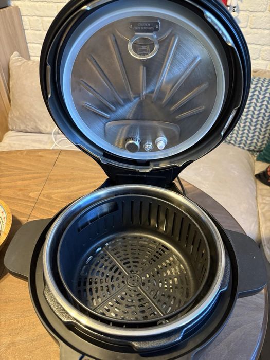 Промо намален до 09.09 Комбиниран мултикукър Instant Pot DUO CRISP ULTIMATE LID
