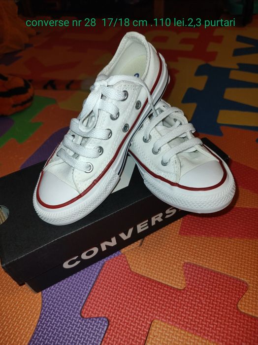 Tenesi baieti.converse si .reserved