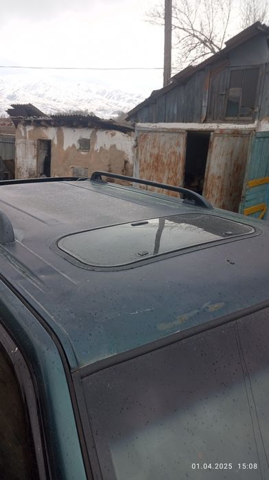 Продам Opel Frontera  1994гобём 2,4