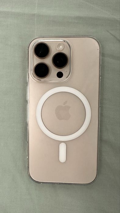 Продам iPhone 16 pro 256 Gb