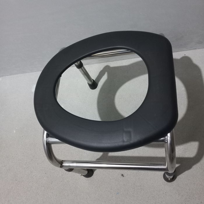 Санитарный стул.