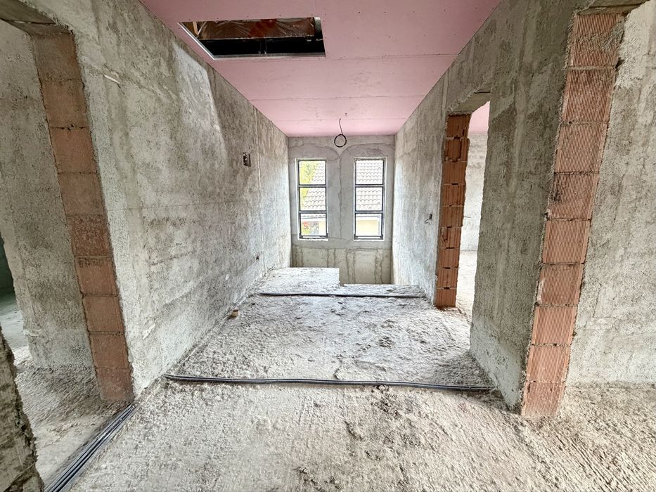CASĂ NOUĂ P+1 Gura Văii | 216 mp utili | 523 mp teren | 245.000 €