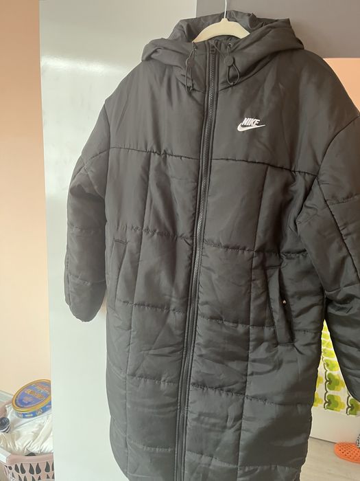 Яке дамско Найк Топло и красиво ! S