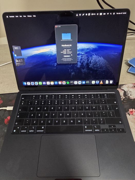 Macbook air M3 16gb ram 256 ssd