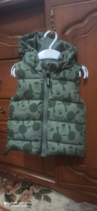 Bolalar jileti, bezrukavka