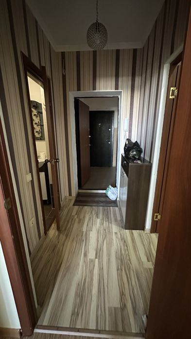 Сдается квартира посуточно в 11 мкрн