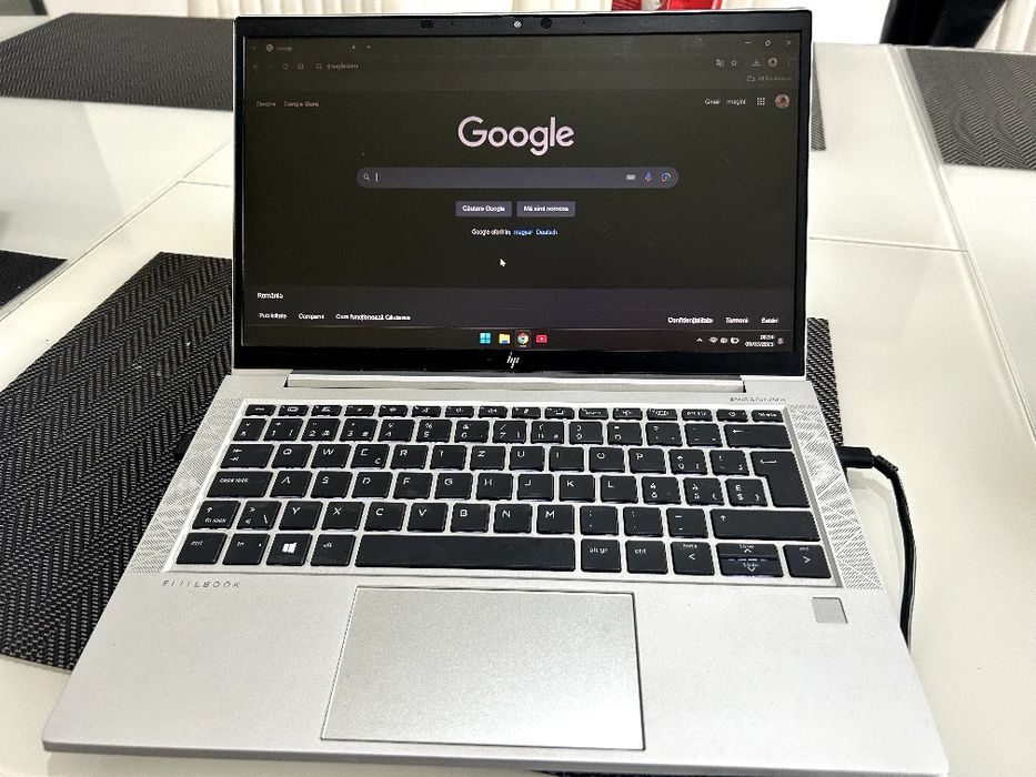 Laptop HP EliteBook 830 G7 Windows 11 PRO cu amprentă/cititor carduri/